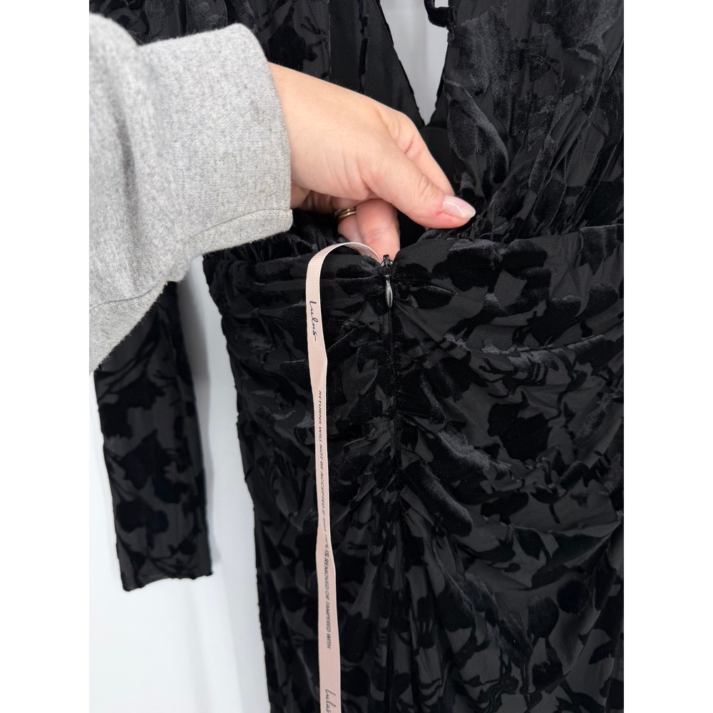 NWT Lulus Black Patricia Floral Burnout Velvet Long Sleeve Maxi Dress Bodycon M - Picture 10 of 14